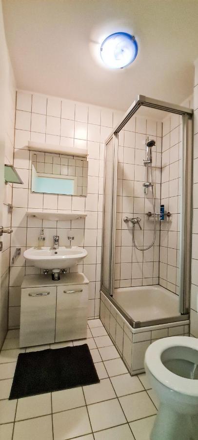 Ruhige Wohnung Im . Private Parkplatz ,Balkon ,Netflix Нюрнберг Екстериор снимка